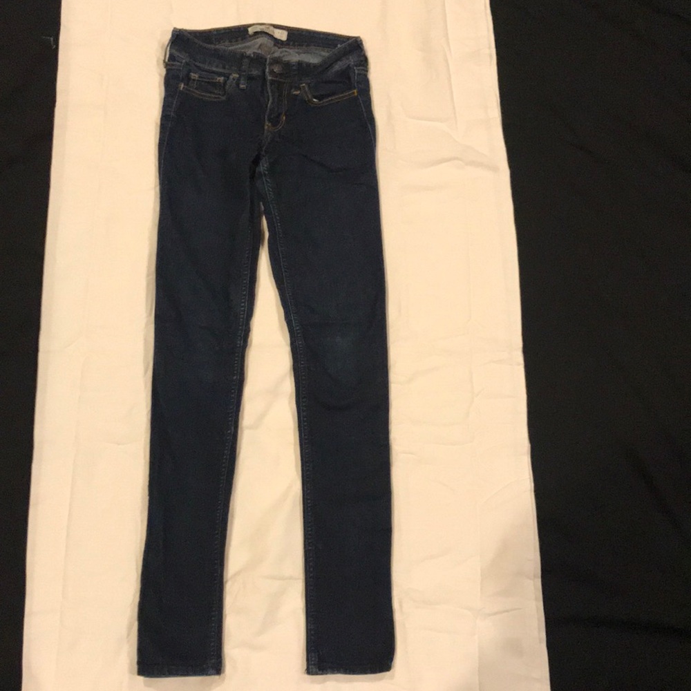 Women’s Hollister dark skinny jeans size 00